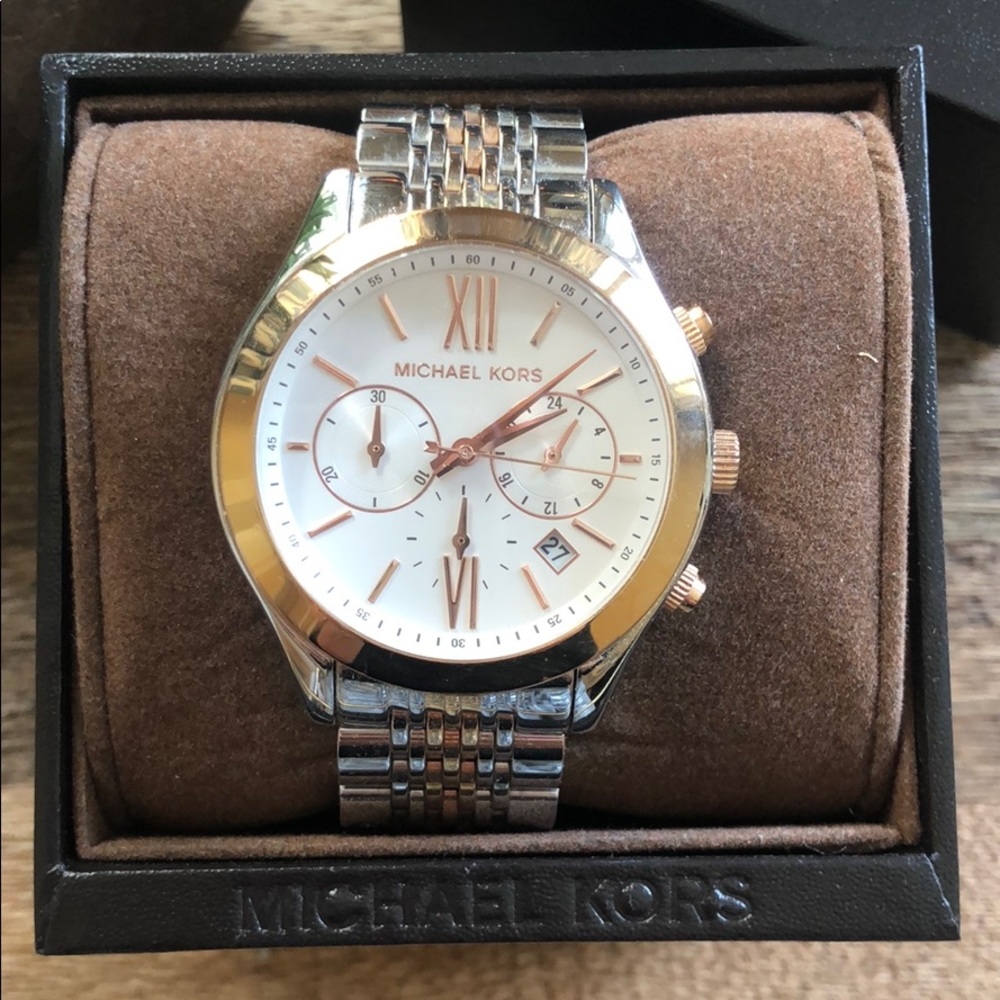 Michael Kors Rose Gold and Silver Watch - Picture 2 of 5